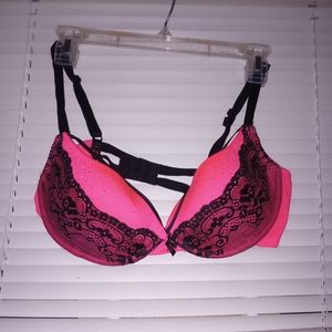 💕Hot Pink Bra💕